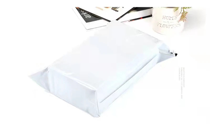 50pcs/Lots White Courier Bag Express Envelope Storage Bags Mail Bag Mailing Bags Self Adhesive Seal Plastic Packaging Pouch