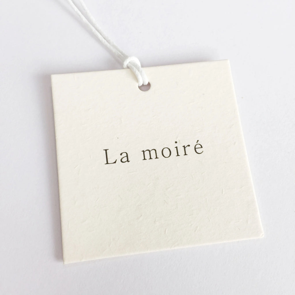 200pcs Custom Vintage Paper Hangtag Clothing Price Size Hang Tag 400g 800g Wood Paper with CMYK Logo Printing Recycled Cardboard