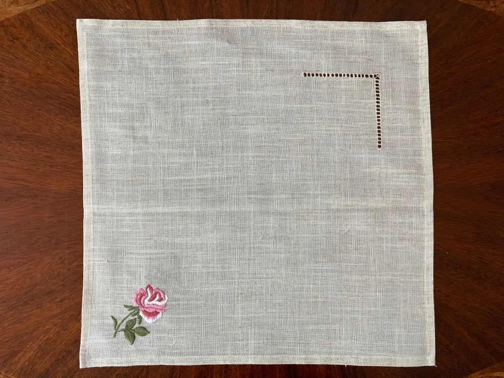 Varieties Flower,  Garden Embroidered Linen Look Floral Napkins, Placemats, Table Napkin, Hotel, Airbnb, Gift Restaurant