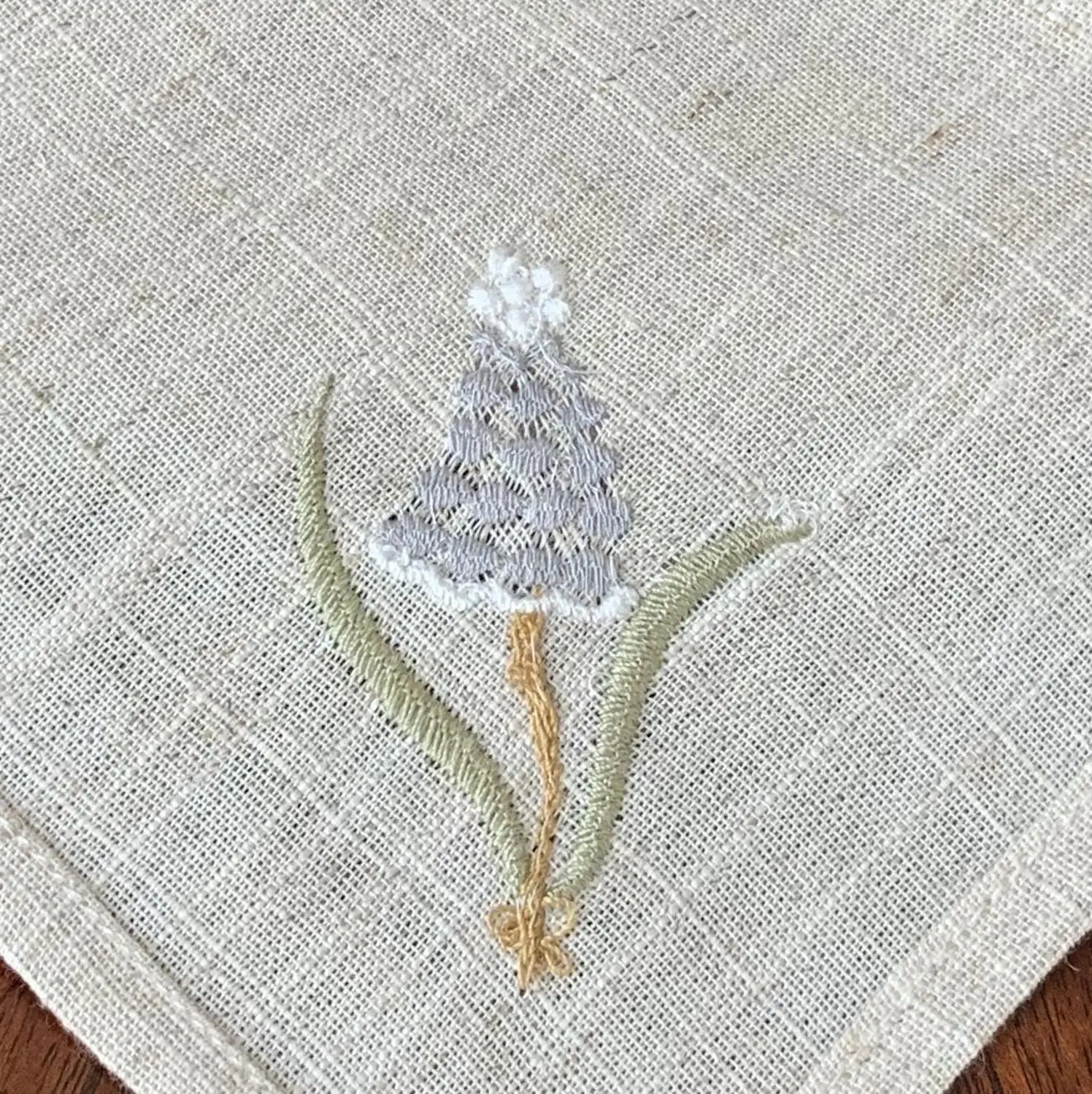 Varieties Flower,  Garden Embroidered Linen Look Floral Napkins, Placemats, Table Napkin, Hotel, Airbnb, Gift Restaurant