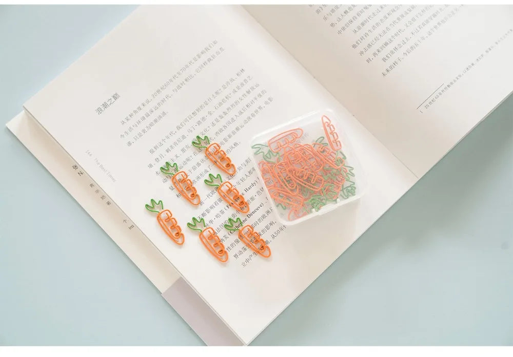 MINKYS Kawaii 10pcs/lot Strawberry Lemon Carrot Metal Paper Clip Christmas Song Decorative Bookmark Binder Clips Stationery