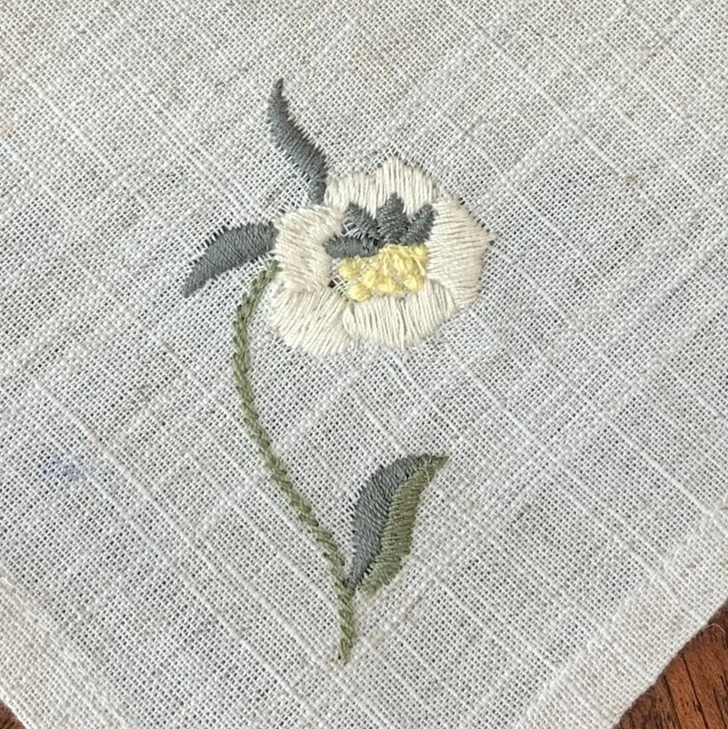 Varieties Flower,  Garden Embroidered Linen Look Floral Napkins, Placemats, Table Napkin, Hotel, Airbnb, Gift Restaurant