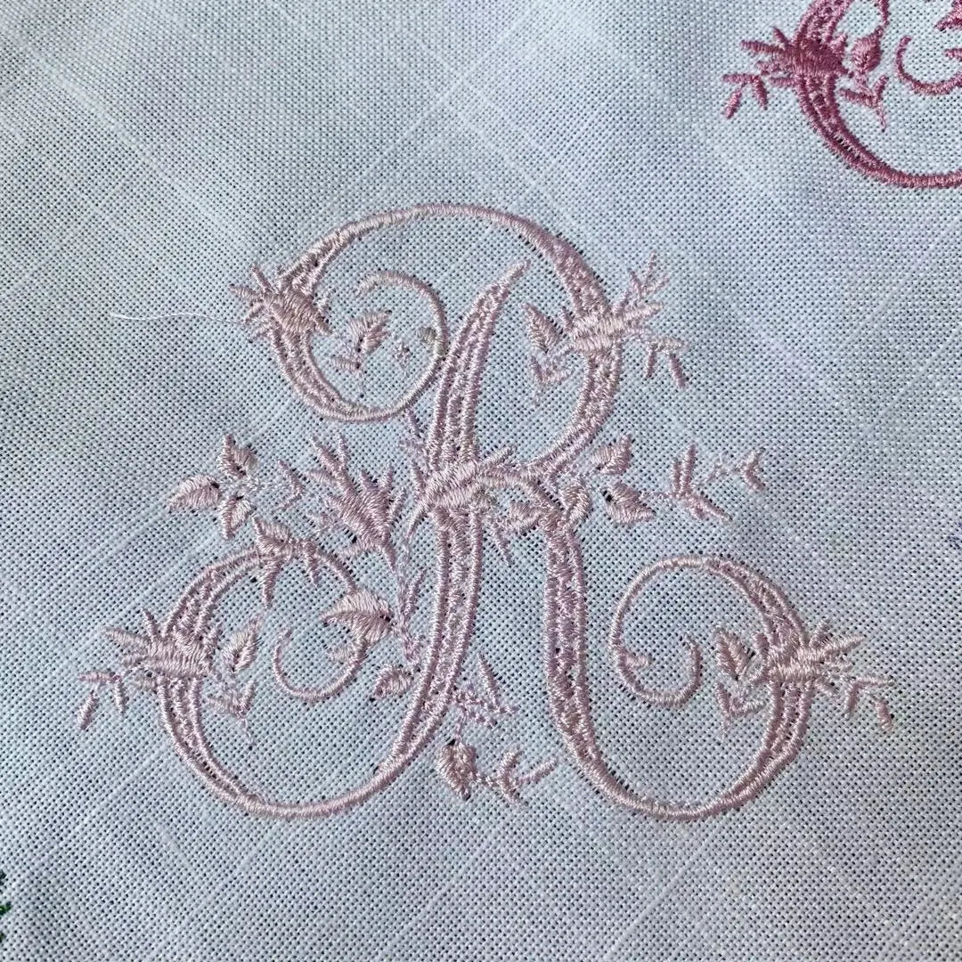 Customized Victorian Monogrammed Embroidered Dinner Napkins Placemat，Elegant Design for Wedding, Party, Gift