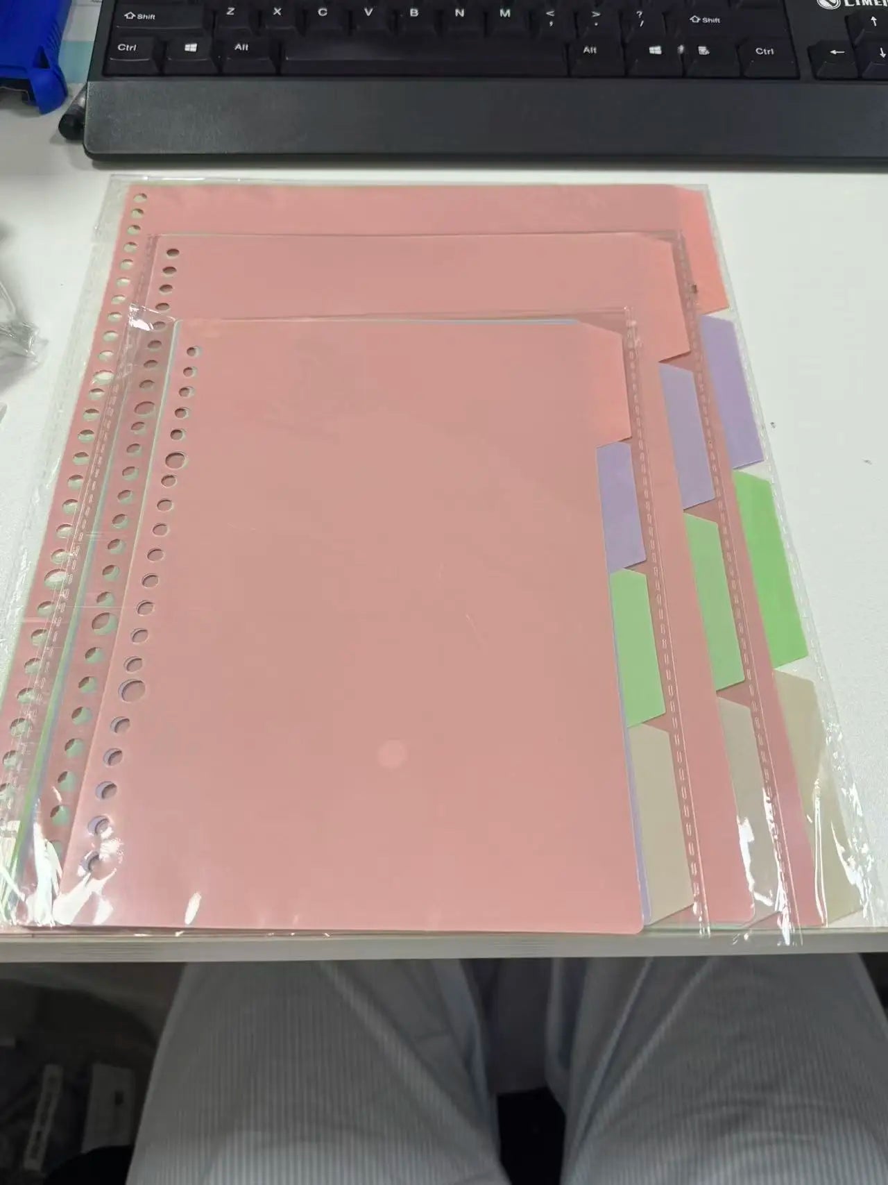 1sets 4pcs A4/B5/A5 PP Plastic Binder Index Divider Sheets 30 Holes Tab Divider for Notebook Rectangle Mixed Color
