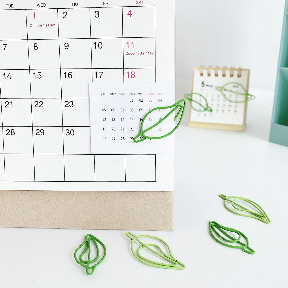 20 pcs/lot green Paper Clips Cute leaves-Shaped Stainless Steel Paper Clips book mark for Office School Supplies