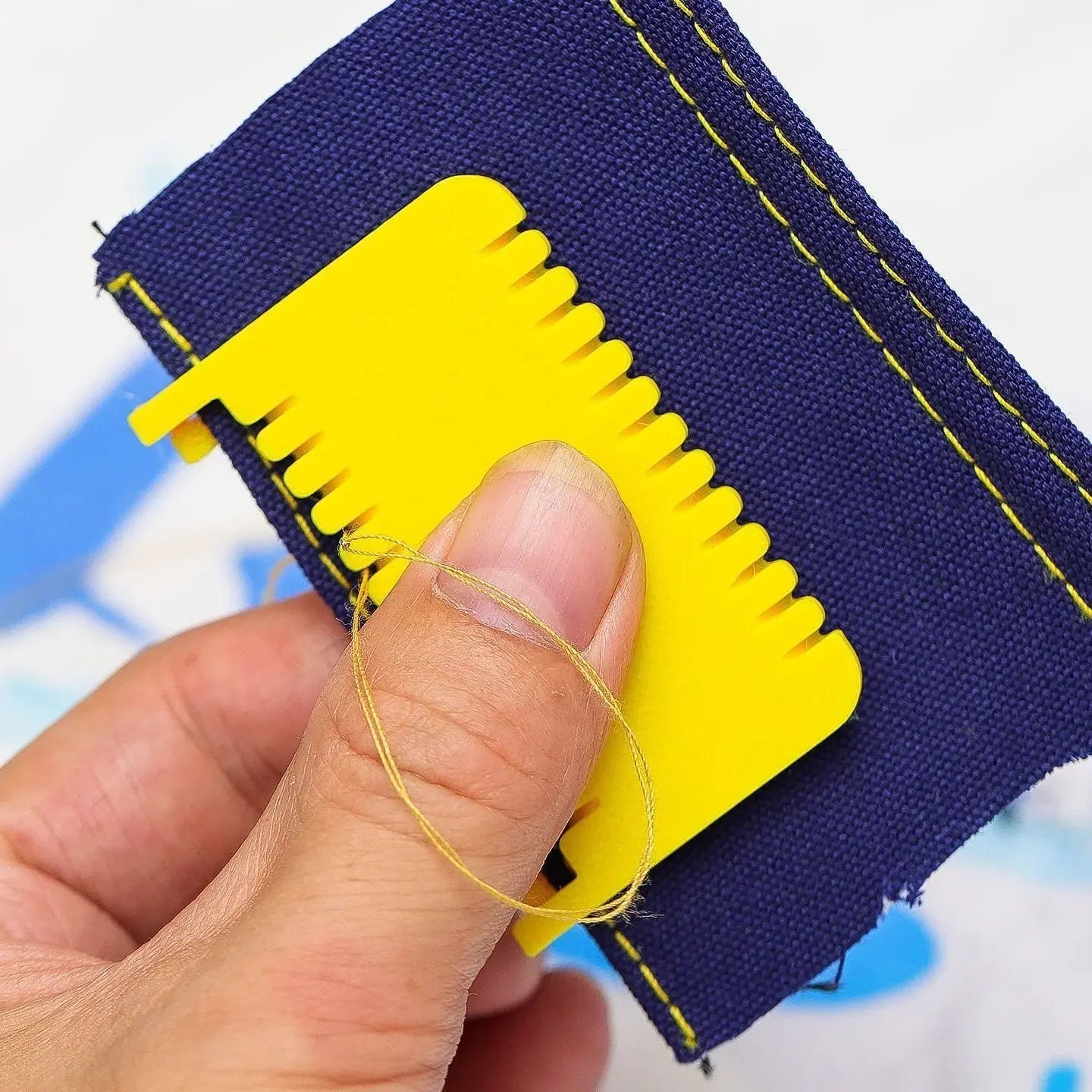 1/2 PCS Clip On Sewing Edge Guide, Easy Fabric Hemming Tool, Stitching Ruler for Beginner, Lightweight for Home Dressmaking