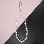 Korean Cute Pearl Love Heart Short Hand Wrist Lanyard Simplicity Short Phone Strap For Cell Phone Earphone Backpack Camera Chain