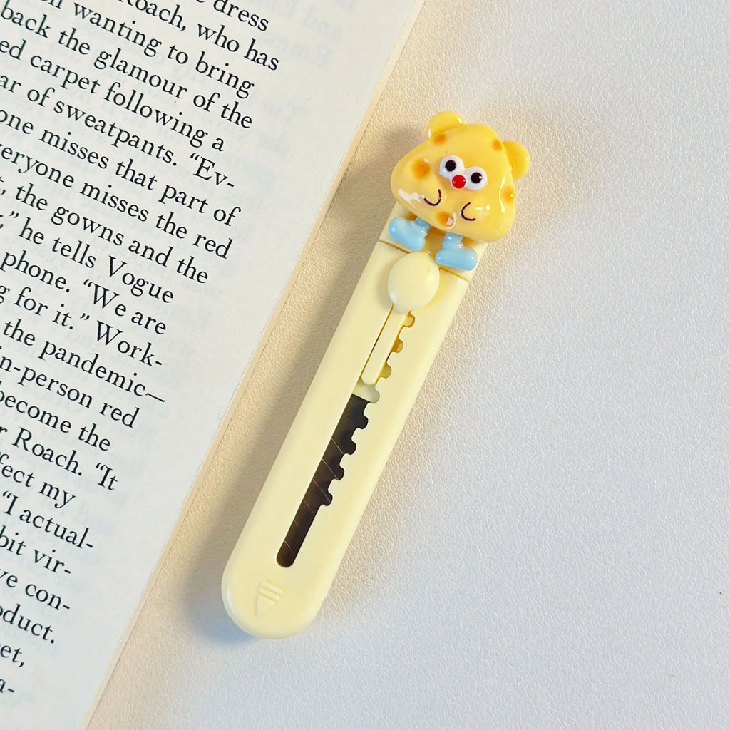 1 Pcs Cute Cartoon Alloy Mini Portalble Utility Knife Cutter Letter Envelope Opener Mail Knife School Office Supplies