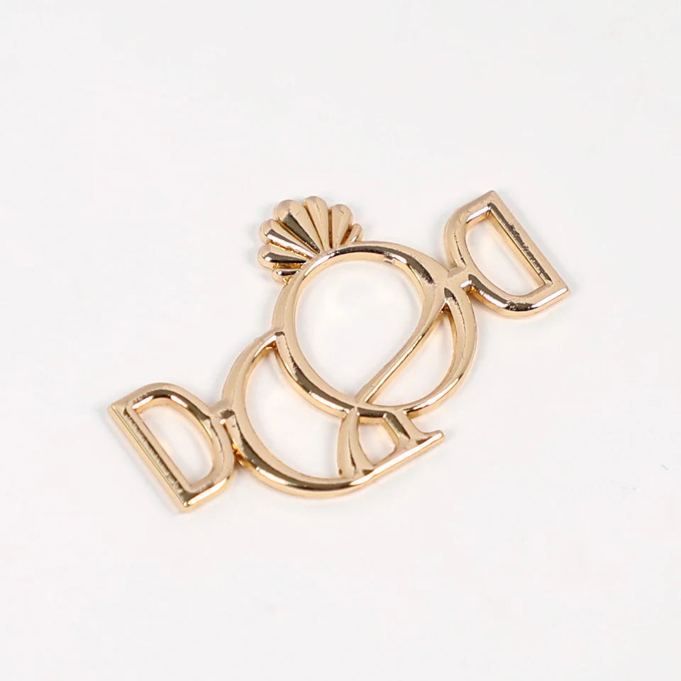 Custom Logo 3D Metal Letters Zinc Alloy Name Tag for Handbag Clothing Metal Labels Sew-On