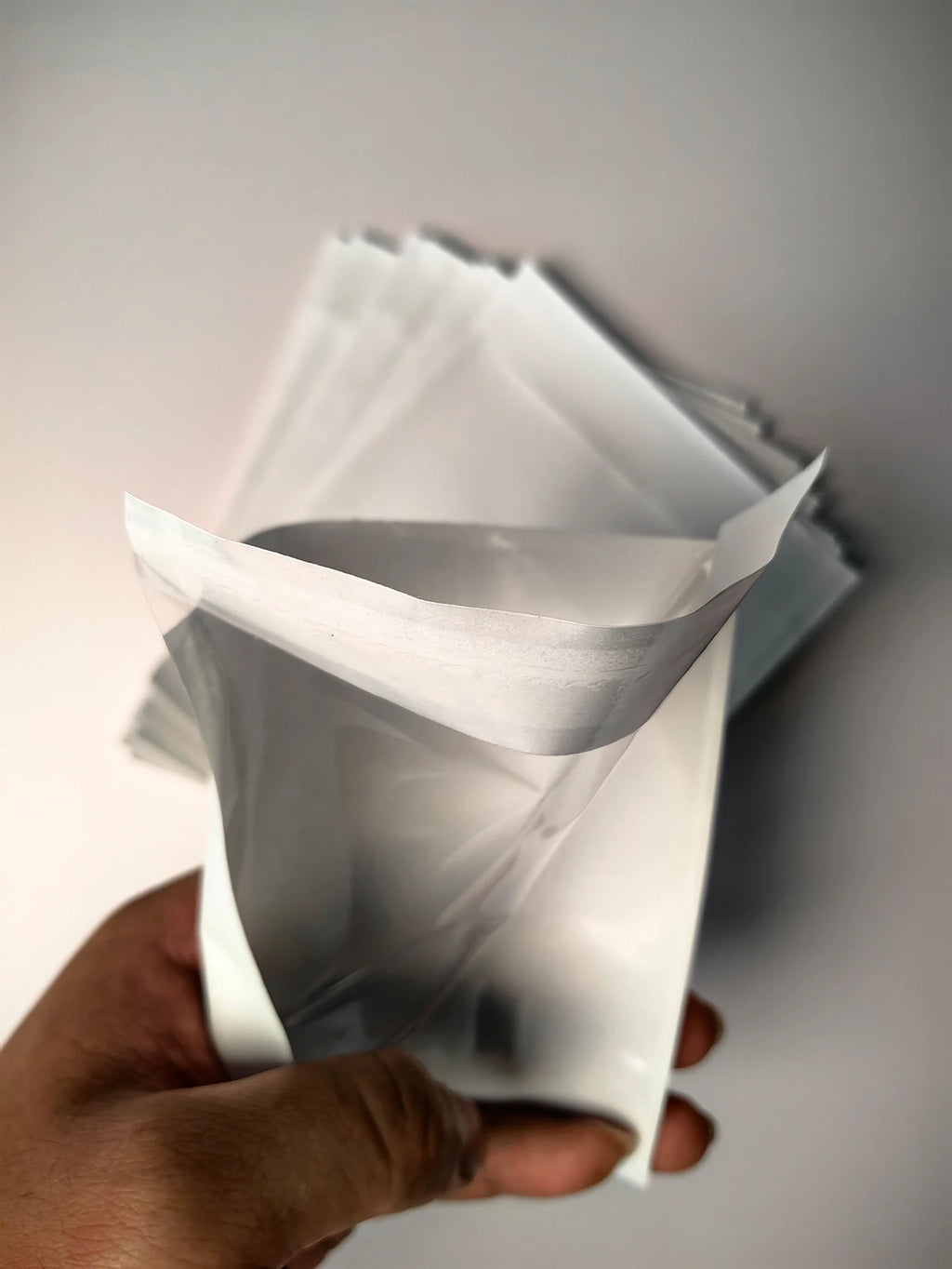 100pcs Clear Self-Adhesive Shipping Label Sleeves 4.5" x 5.5" - Waterproof Mailing Envelopes, Top Loading Packing List