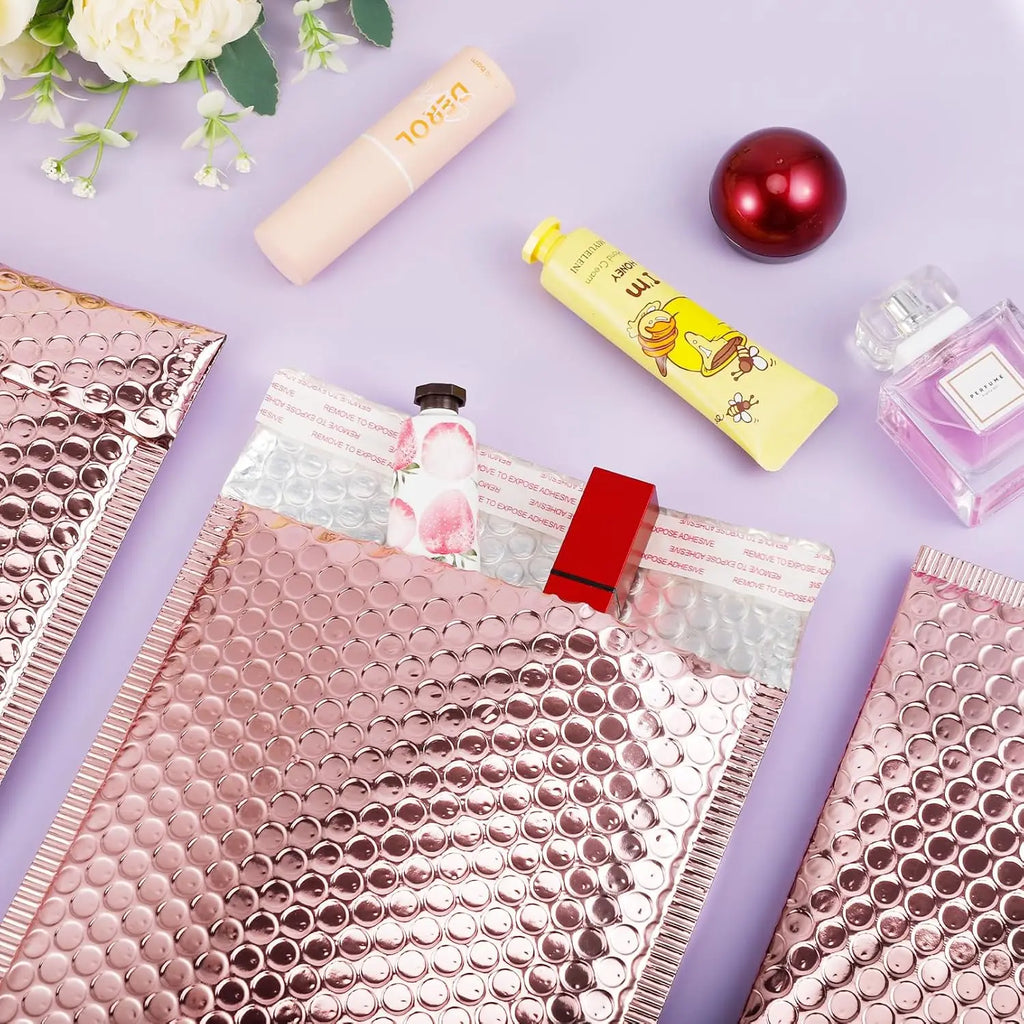 30Pcs/Pack Holographic Bubble Mailers Padded Envelopes Waterproof Shipping Bags,Self Sealing Thicken Envelopes for Mailing