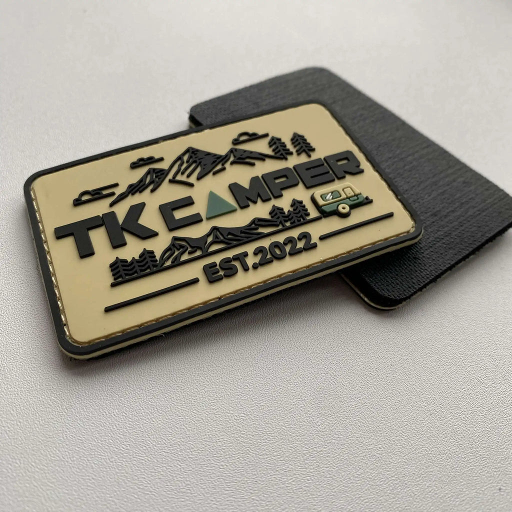 Custom Logo PVC Emblem Durable Waterproof Lapel Badge - Medalla Chalina Decorative Pins for Clothing Accessory