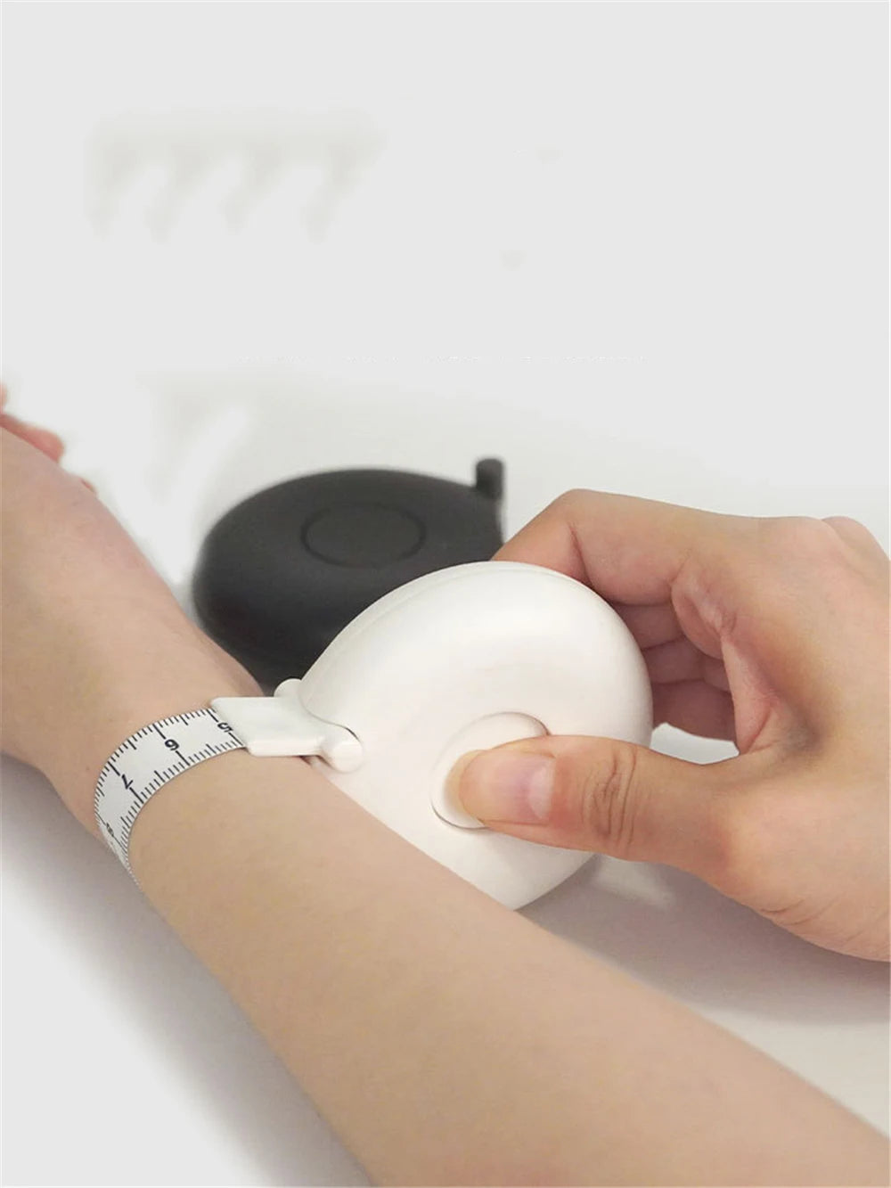 Measuring Tape 200cm/80 Inch Noise Elimination Body Waist Chest Measurement Retractable Measuring Ruler Fitness Ruler