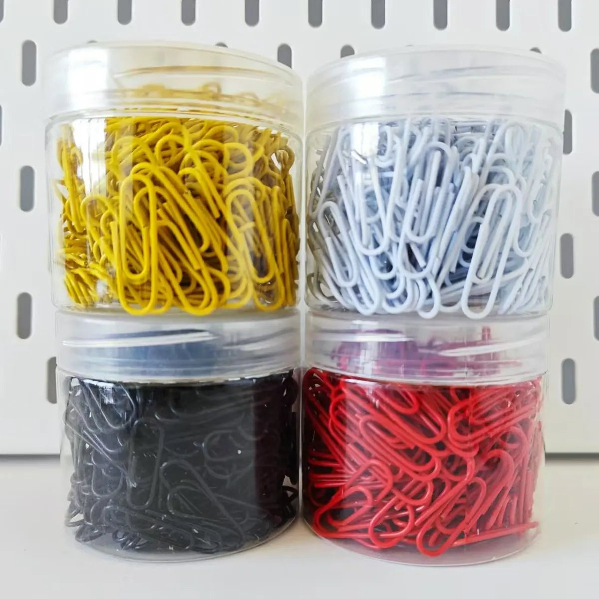 A box of paper clips, multi-color optional, color bills, small card storage gadgets, DIY small material clips, school supplies,