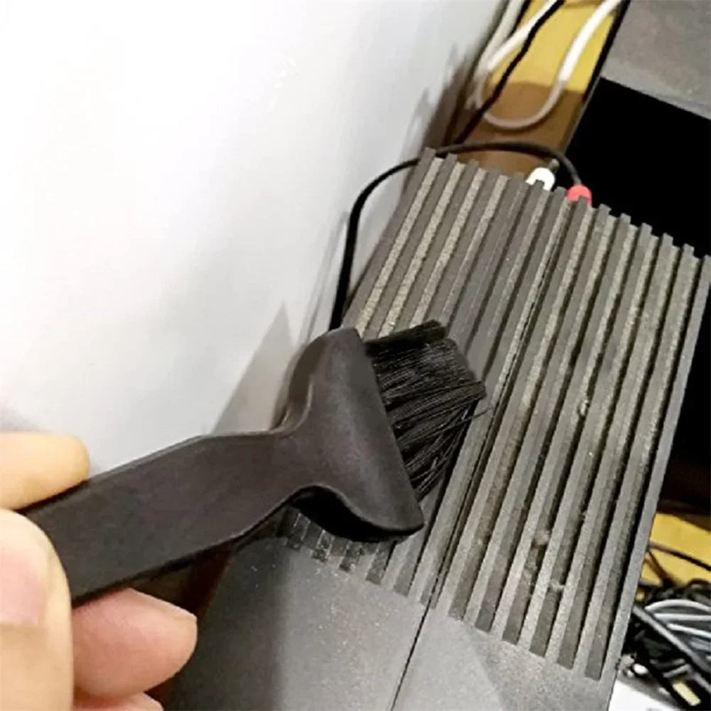 8 PCS Laptop Cleaning Kit Portable Cleaning Brush Nylon Brush Machine Cleaning Brush Razor Cleaning Brush Keyboard Cleaning Kit