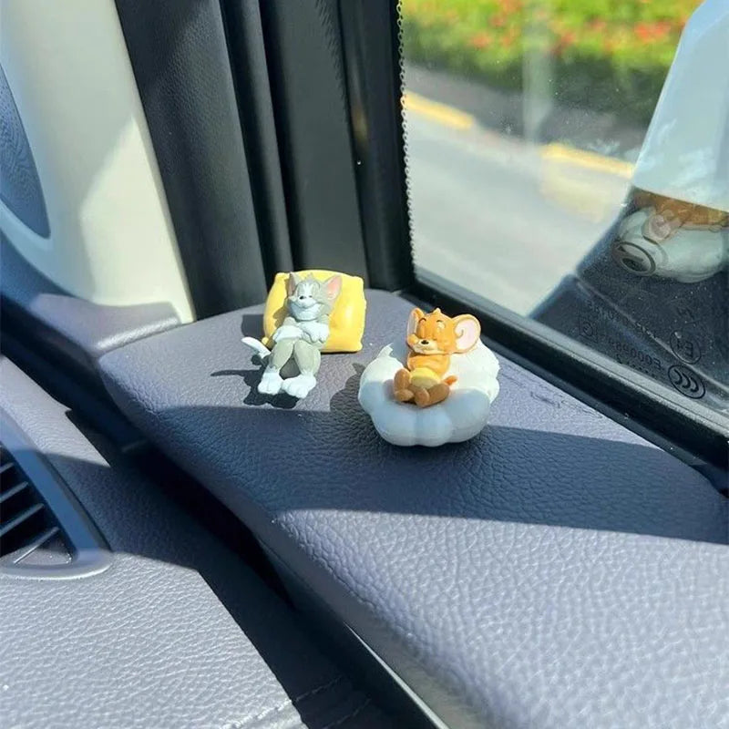 Cute Tom Car Dashboard Decor Set Cartoon Figure Jerry Vehicle Interior Desktop Ornament Collection Car Accessories Windshield