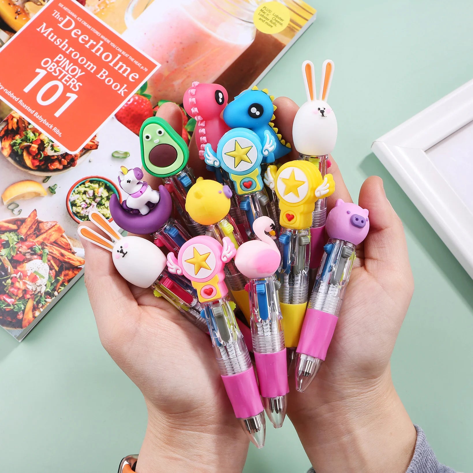Cute Mini 4-Color Ballpoint Pens (10-Pack/20-Pack), Cartoon-Themed Diary Pens, 4-Color Retractable Ballpoint Pens, Stationery