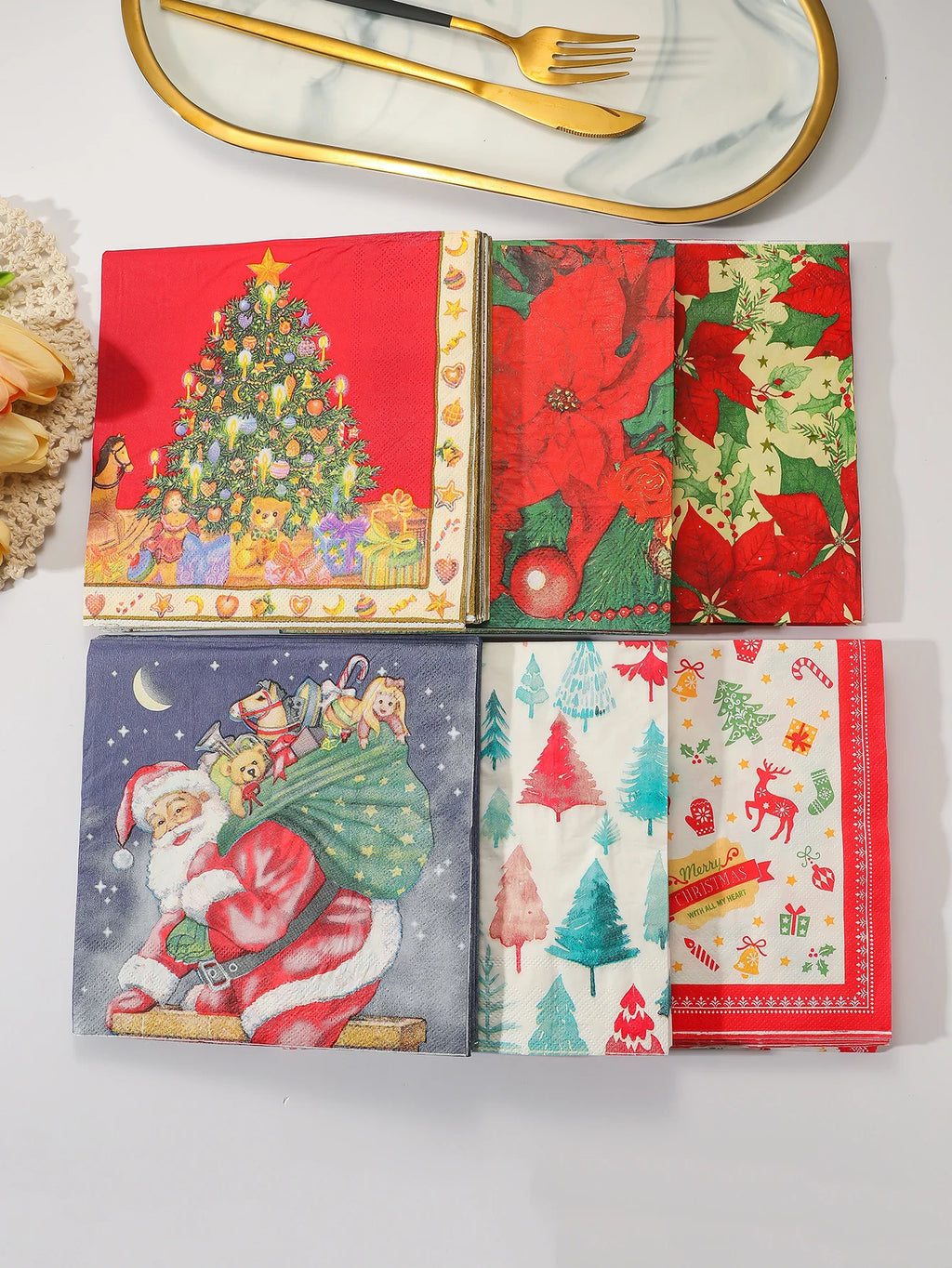 Christmas Party Napkins Disposable Dinner Serviettes Santa Claus Christmas Tree Gifts Flower Element Style Art Decoupage Napkins