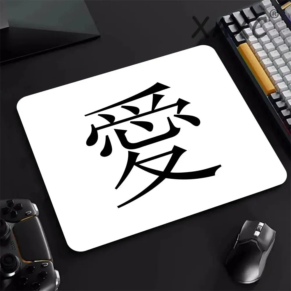 E-Sports Mousepad Chinese Character "Love" Speed Mice Pad Premium Locking Edge Mouse Mat 45x40CM Ultrafine Surface Desk Mat
