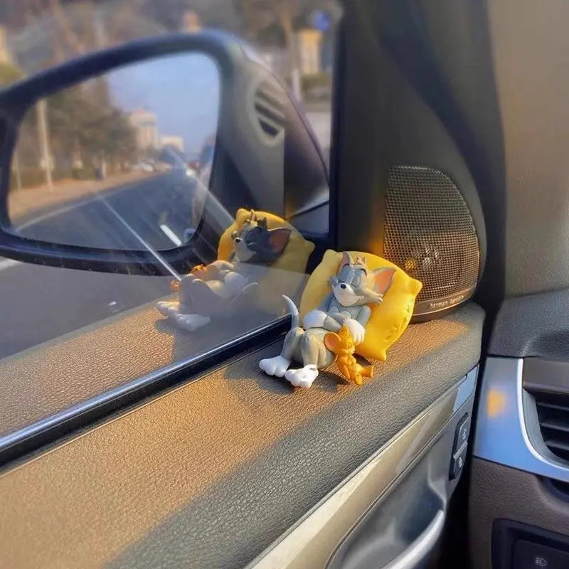 Cute Tom Car Dashboard Decor Set Cartoon Figure Jerry Vehicle Interior Desktop Ornament Collection Car Accessories Windshield