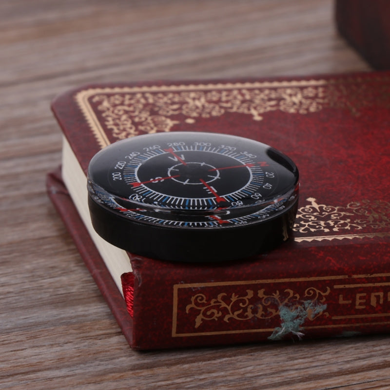 1Pc Miniature Button Compass, Mini Pocket Oil Filled Accurate Compass for Hiking Camping Outdoor Activities Accessory R66E