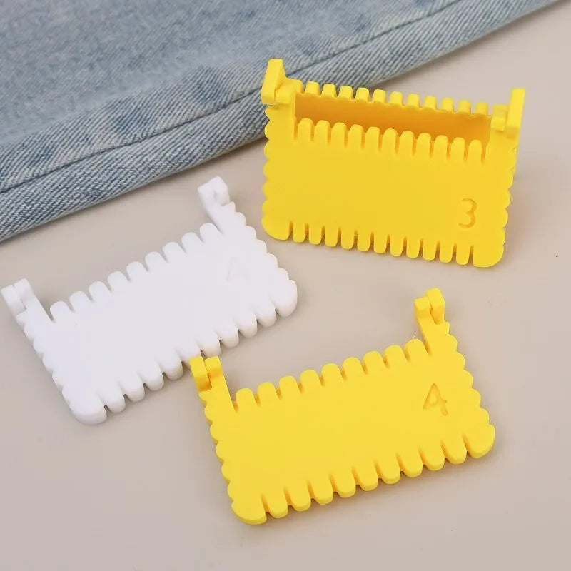1/2 PCS Clip On Sewing Edge Guide, Easy Fabric Hemming Tool, Stitching Ruler for Beginner, Lightweight for Home Dressmaking