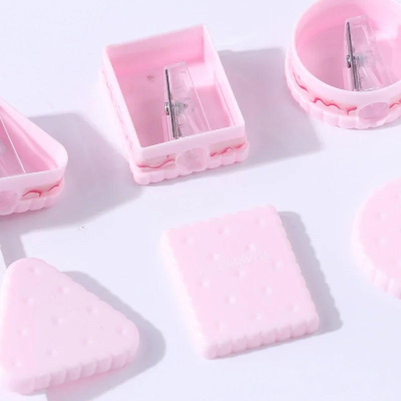 3pcs/lot Creative Fresh and Cute Biscuit Pencil Sharpener Children's Pencil Sharpener Stationery Random Colors