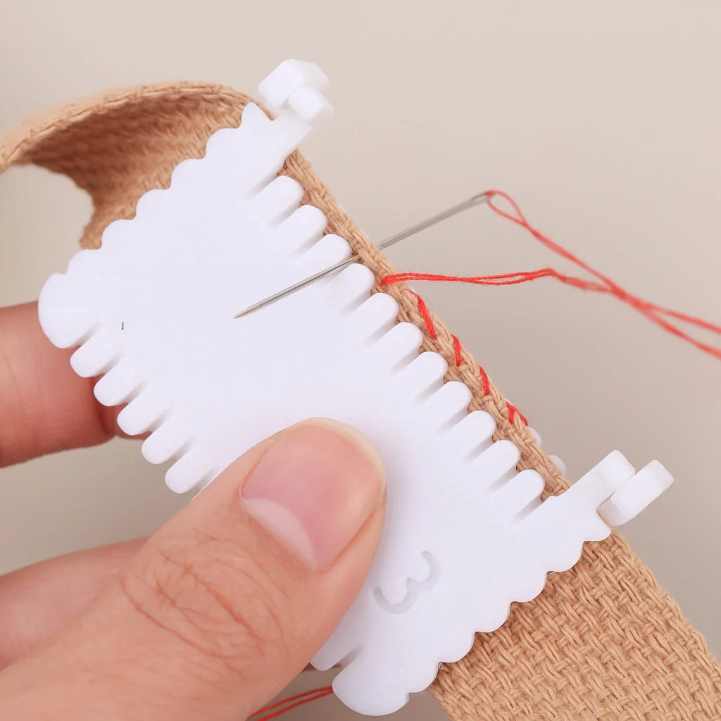 1/2 PCS Clip On Sewing Edge Guide, Easy Fabric Hemming Tool, Stitching Ruler for Beginner, Lightweight for Home Dressmaking