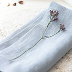 Set of 4 Cloth Napkins 100% Pure Linen 16x16Inch Hemmed Dinner Napkins Easy Care Machine Washable for Christmas Wedding Party
