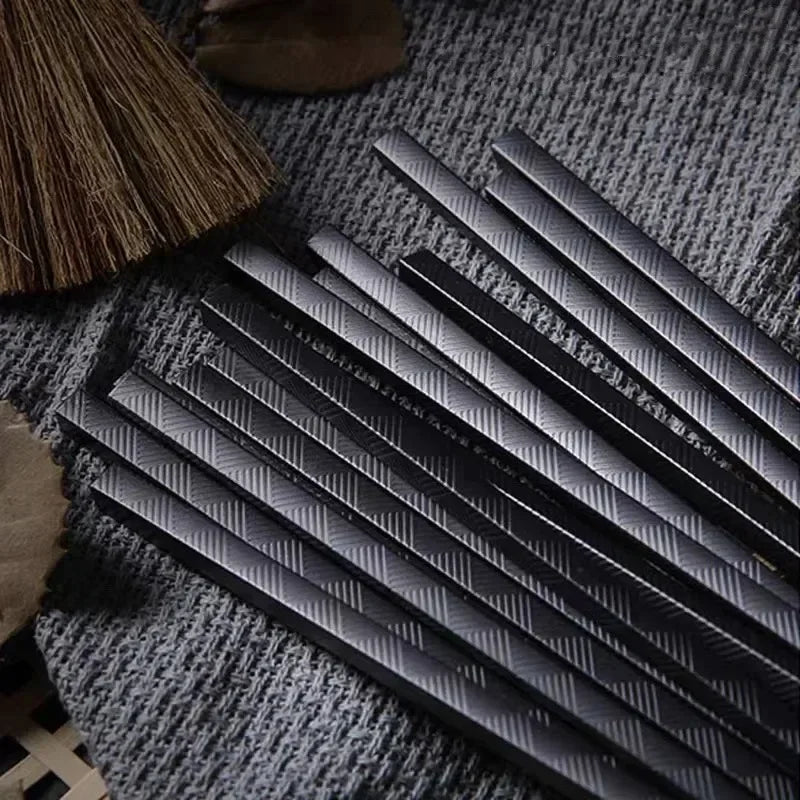 New Reusable Black Chinese Chopsticks Food Sushi Sticks Safe Plastic Food Grade High Temperature Sterilizable Chopsticks
