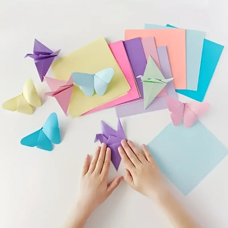 100 randomly colored creative DIY papers, suitable for origami, scrapbooks, party decorations and school handicraft projects