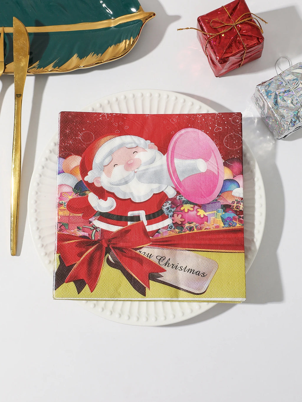 Christmas Party Napkins Disposable Dinner Serviettes Santa Claus Christmas Tree Gifts Flower Element Style Art Decoupage Napkins