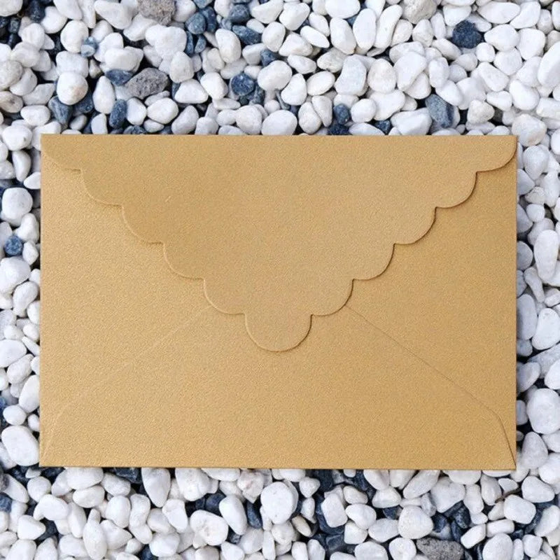 10Pcs Creative Wave Pattern Pearlescent Triangle Envelope Letterhead Special Design Envelope Dropshipping 11*16cm