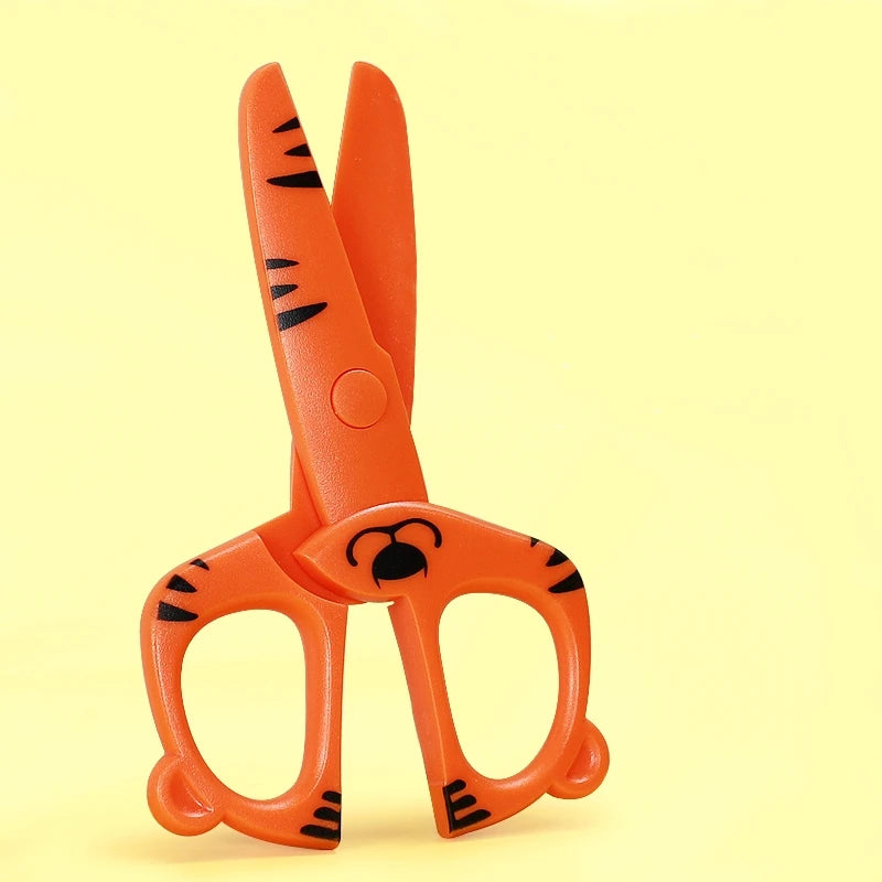 1pcs Kids Safety Scissor Cute Cartoon Plastic Knife Cutter for Children DIY Paper Handwork Office School Student F7231