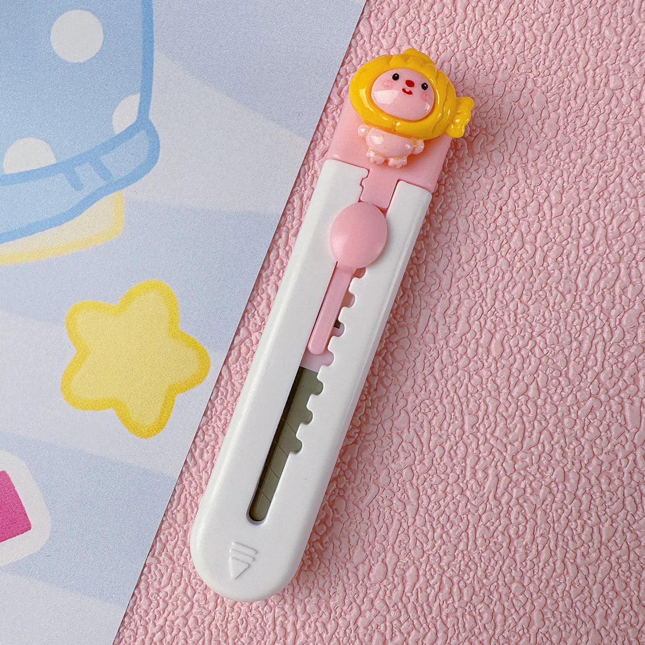 1pc Mini Portable Art Knife Students Use Envelope Opener Cute Cartoon Paper Cutter Office Stationery Express Unpacking Device