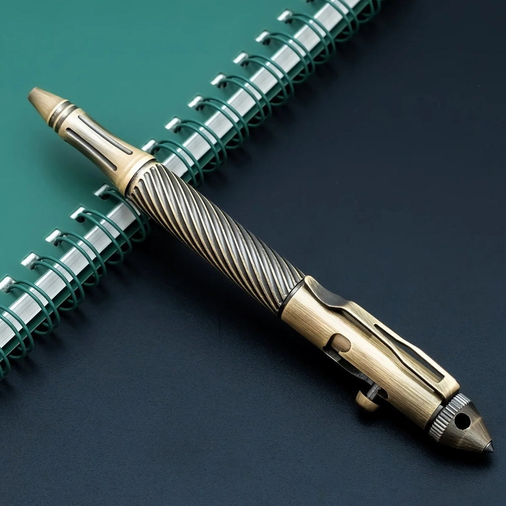 1Pc Brass Pen with a Tungsten Steel Nib, Heavy Metal Feel, Retro Design, Suitable for Business and Office Use, Rotating and Retractable, for Students/Organizations, Holiday Gifts, Valentine's Day, Back-To-School Season, Schoo
