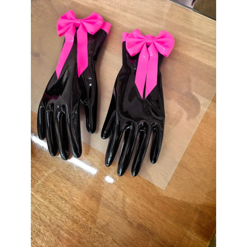 Short latex gloves with color-block design and bowknot