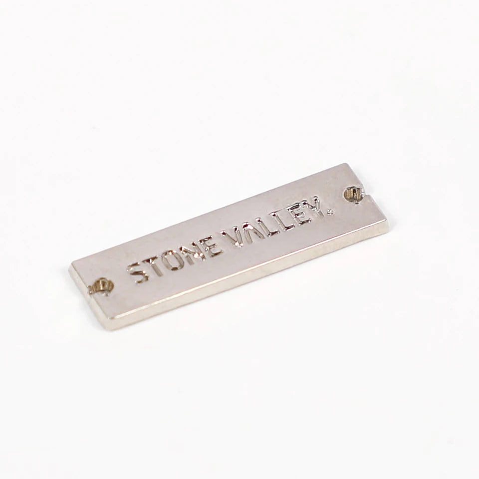 Custom Logo 3D Metal Letters Zinc Alloy Name Tag for Handbag Clothing Metal Labels Sew-On