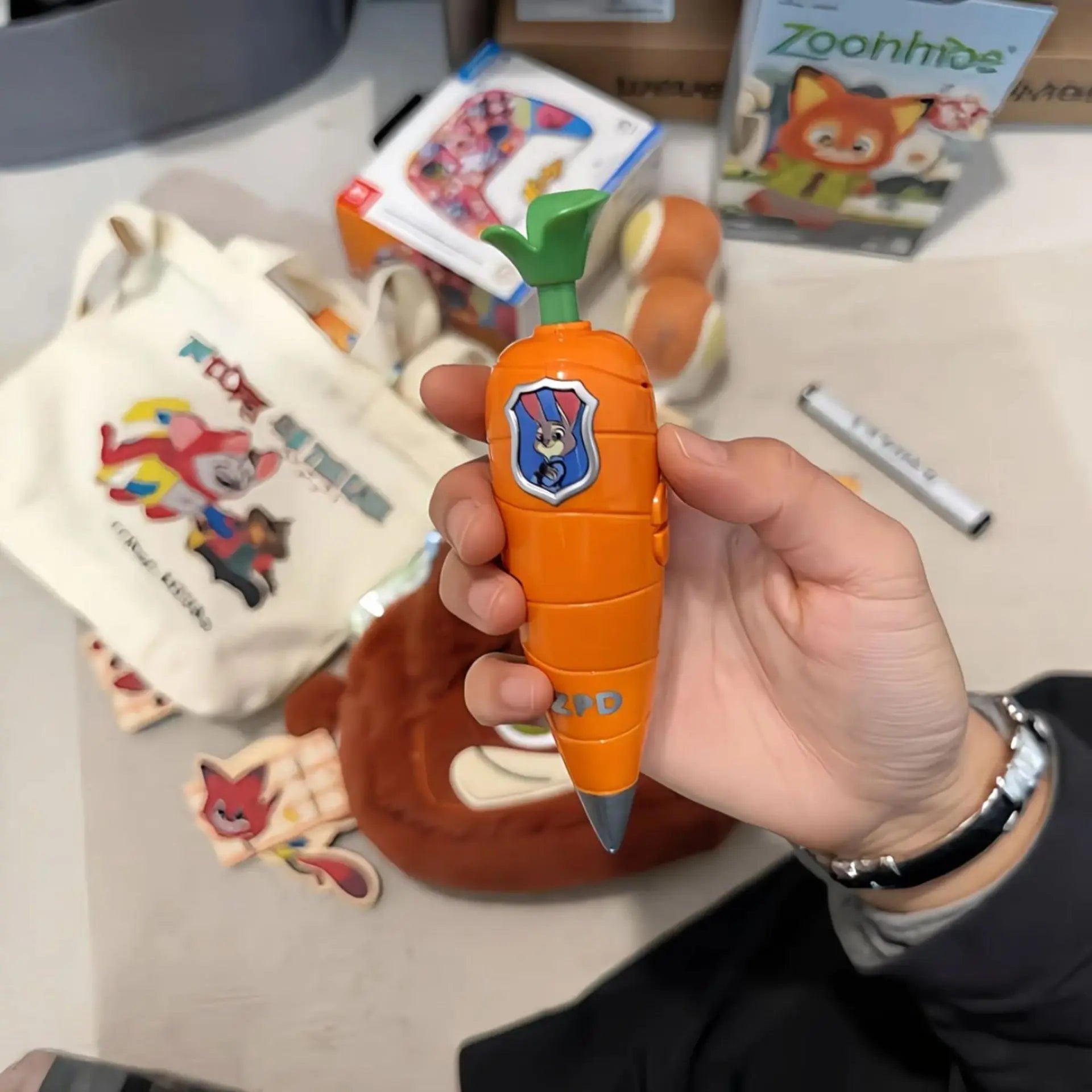  Disney Zootopia Trendy Judy Carrot-Shaped 2-in-1 Voice Recorder Pen& Gary Pen Snake Writing  Serum Pen Peripherl New Year Gift