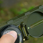 Outdoor Survival Compass Mountaineering Camping Plastic Military Green Flip-top Compass Guidebook Portable