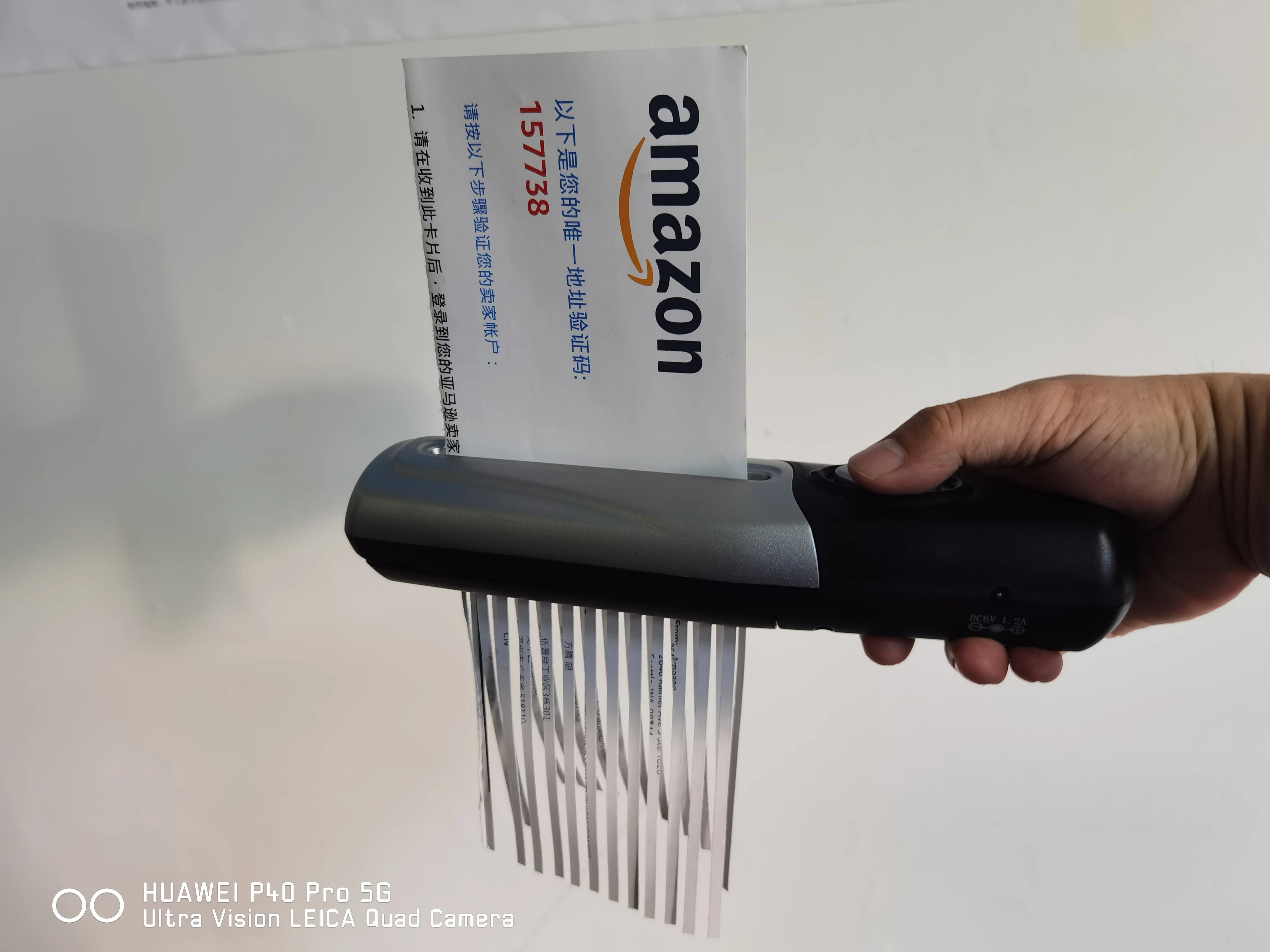 Portable Handheld Battery and USB Dual-purpose Shredder A4/A6 Size Suitable for Mini Cutter Electric Strip Cutting Document Tool