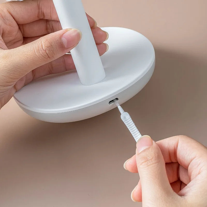 Mini Mobile Phone Speaker Cleaning Brush Set Dust plug for iPhone 15 iPad Keyboard Earphones Charing Port Cleaner Kit Universal