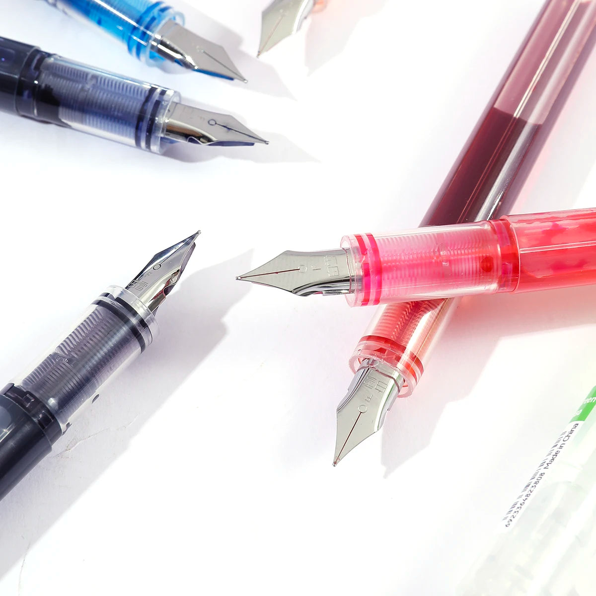 Large Capacity Disposable Fountain Pen Multi-Color Writing Ink Pens Quick-Drying Stationery F Nib Direct Liquid Pen Office Acce