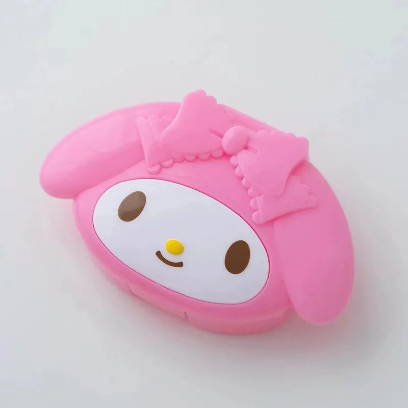 Sanrios Mini Organizer Case Anime Hellokittys Travel Pill Organizer Cute Mymelody Portable Medicine Vitamin Holder Containers