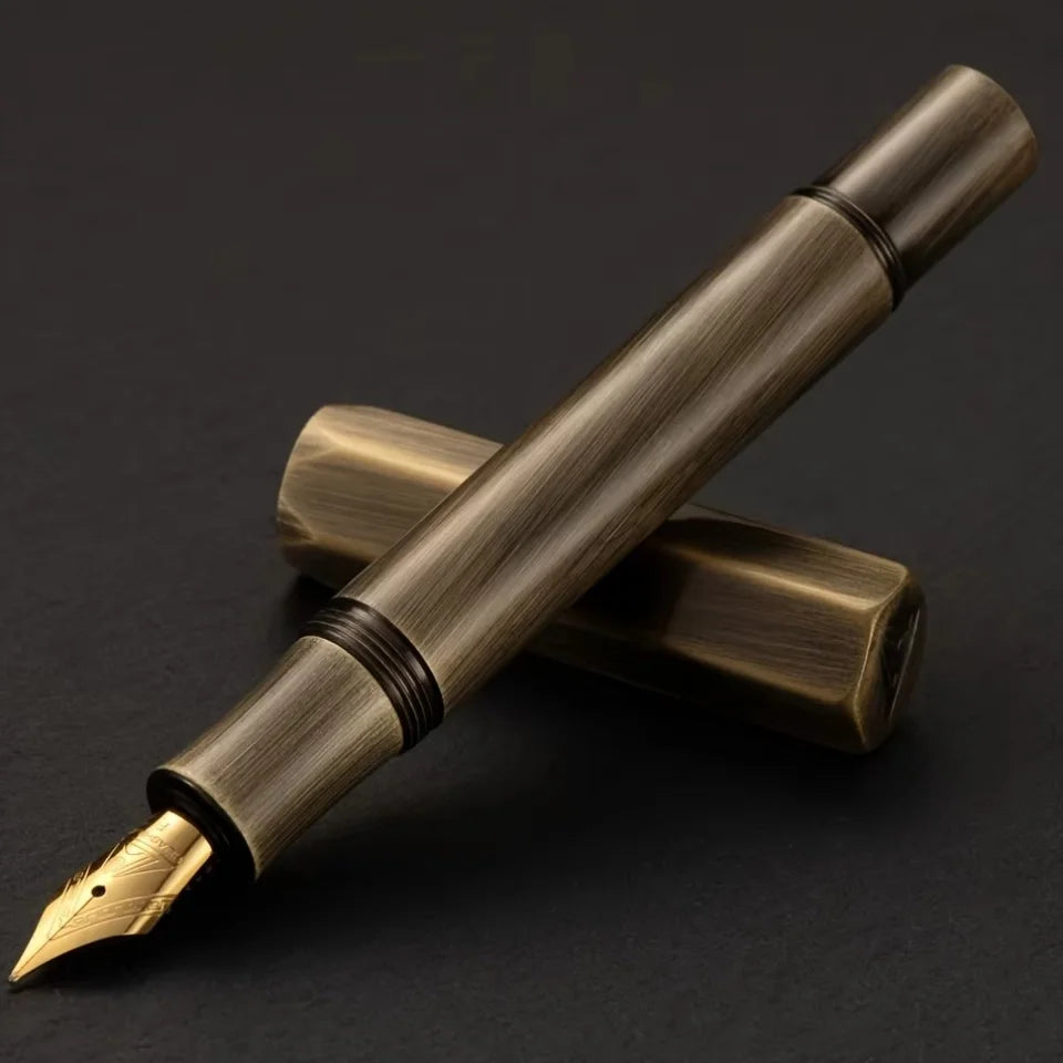 1Pc Brass Fountain Pen, 0.5mm Nib, Heavy Metal Feel, for Business and Office Use, Rotating Cap, Mini Short Style, Includes Ink Absorber, 2.6mm Caliber, for Students/Office, Holiday Gifts, Valentine's Day, Back-To-School Seaso