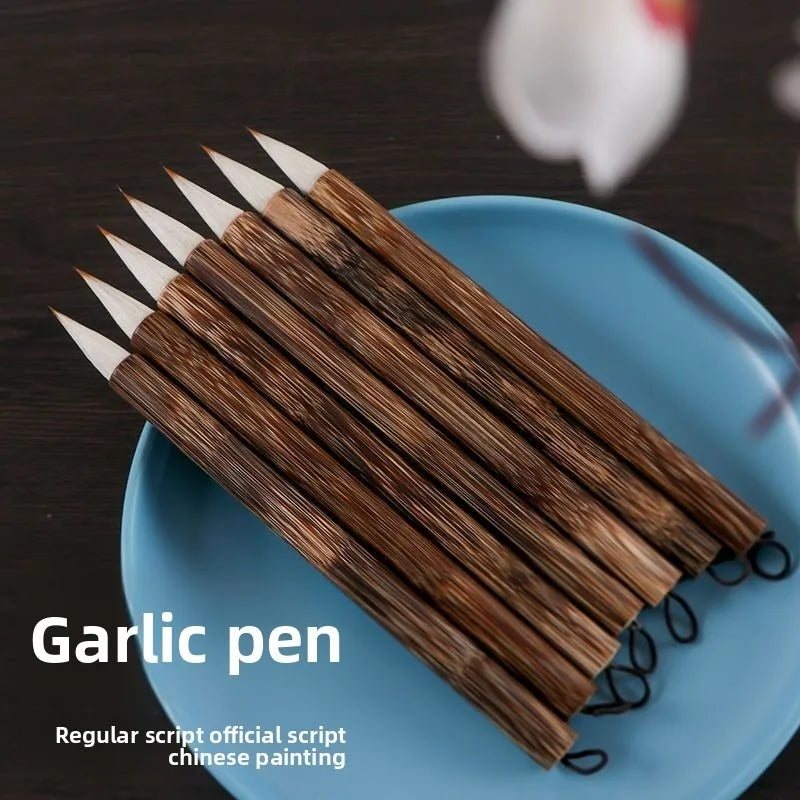 Small Chicken Claw Calligraphy Brush Mixed Hair Short Peak Garlic Head Writing Brush for Regular Official Seal Script Beginner