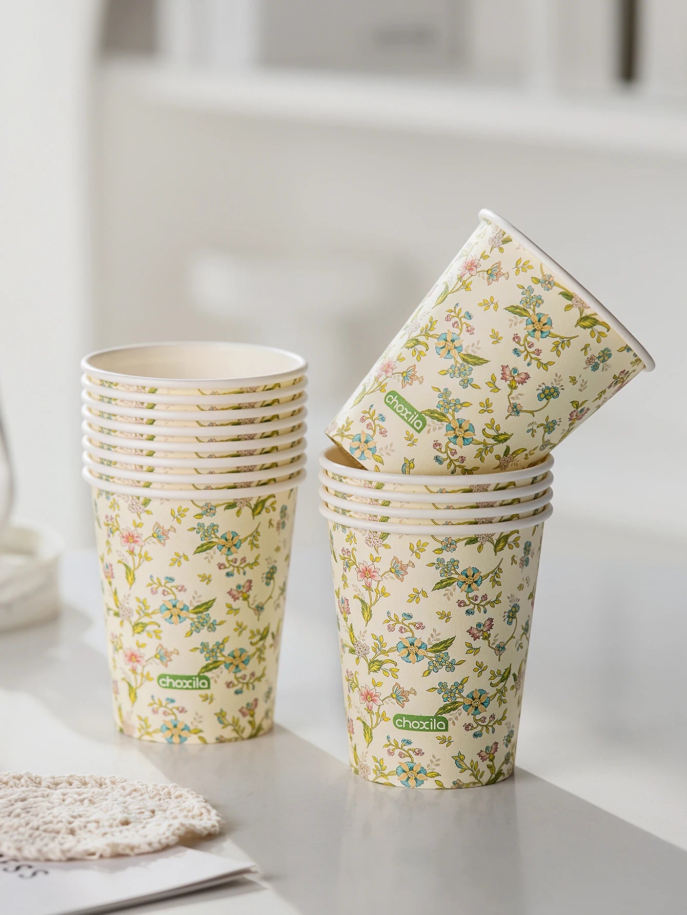 25/50/100pcs Vintage Floral Print Disposable Paper Cups, 9oz Cottagecore Wildflower Design, Hot/Cold Beverage Safe for Party, Pi