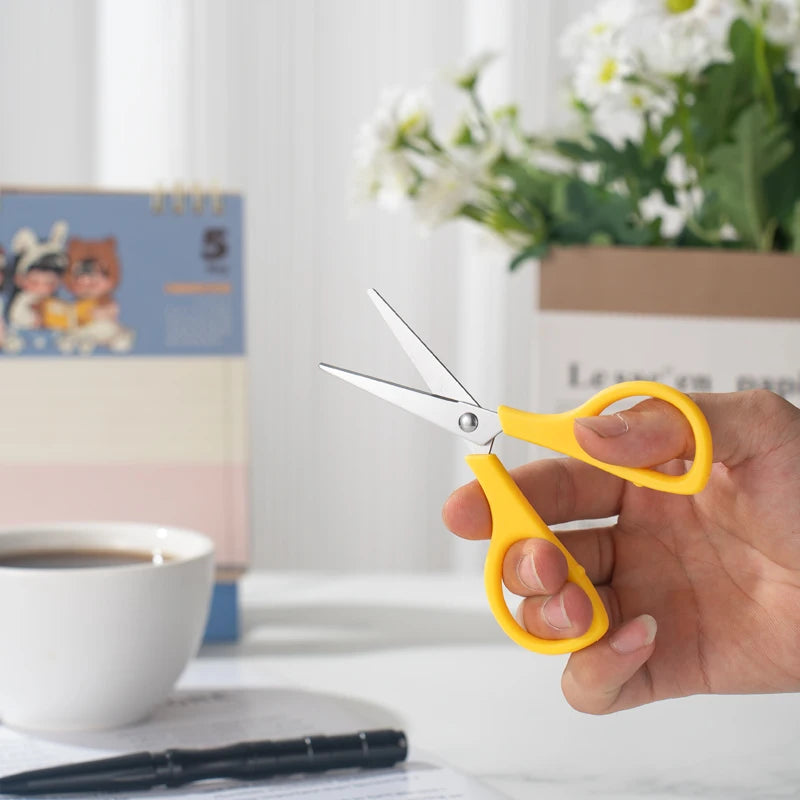 With Cover Safety Scissors, Lightweight Portable for Home Office School Kids DIY Craft Paper Cutting Stationery