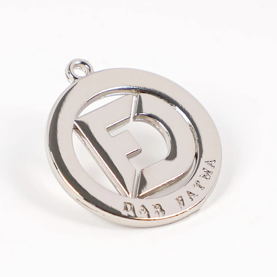 Custom Logo 3D Metal Letters Zinc Alloy Name Tag for Handbag Clothing Metal Labels Sew-On