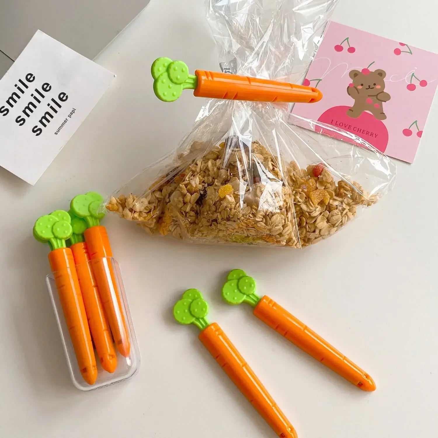 Creative Carrot Sealing Clip for Kitchen Food Freshness Snack Storage Moisture Resistant Storage Clip